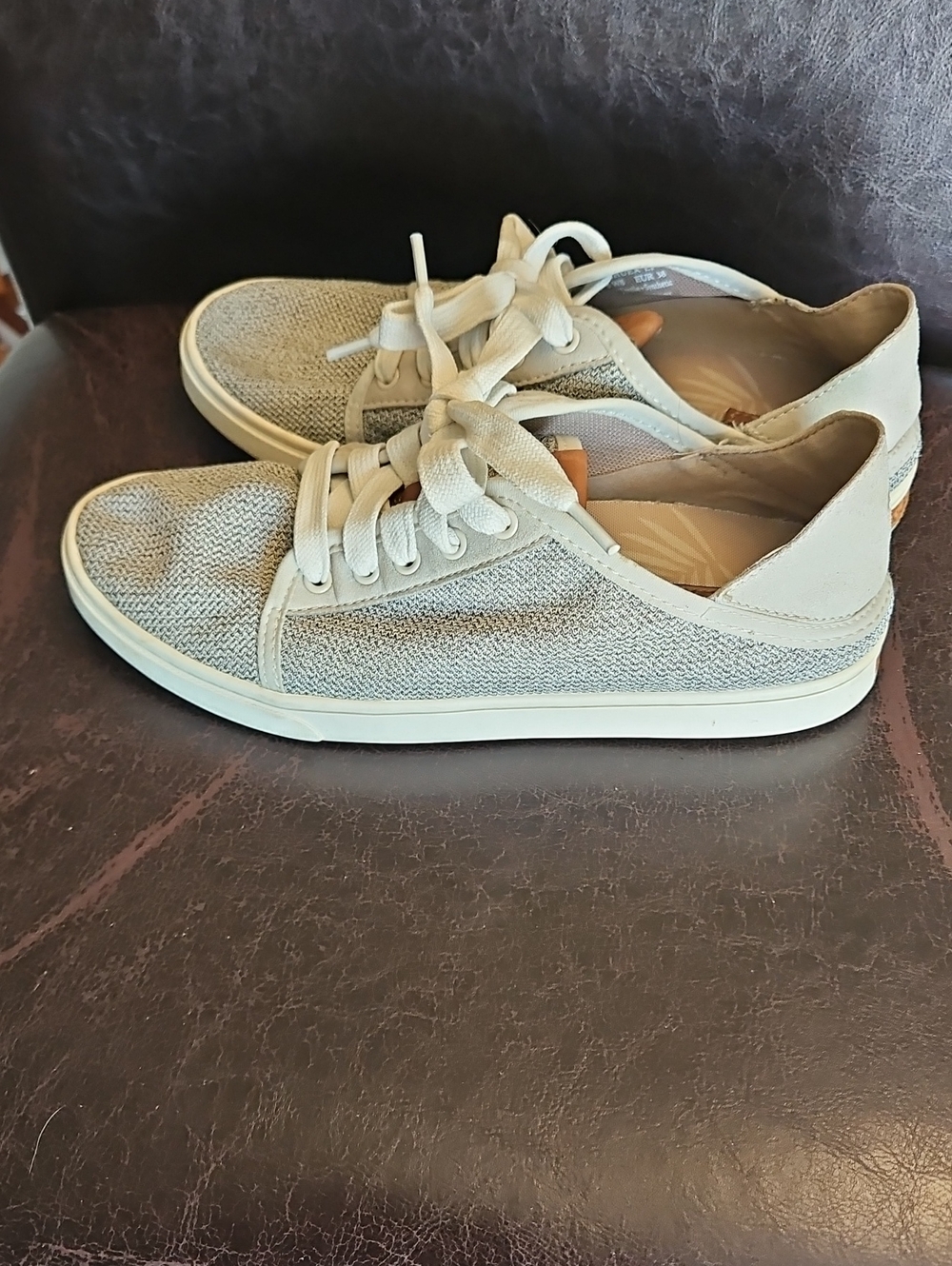 Olukai Pehuea Tan Lace Up Shoes Size 8